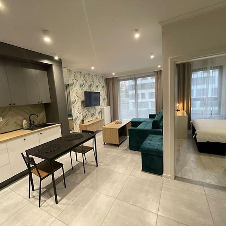 Forum Wola Fine Apartment Varsó Kültér fotó