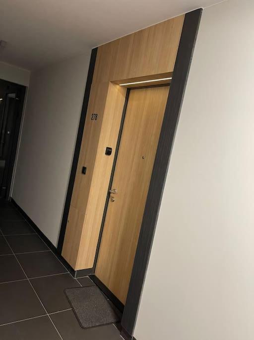 Forum Wola Fine Apartment Varsó Kültér fotó