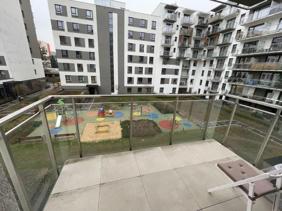Forum Wola Fine Apartment Varsó Kültér fotó